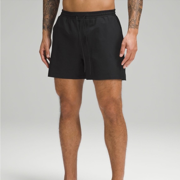 2ND RESTOCK Lululemon Men’s “Pool” Short 5” Inseam Linerless (L)